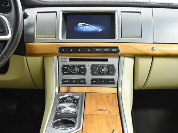 Jaguar XF, 3.0 л, АТ, 2014 фото 9