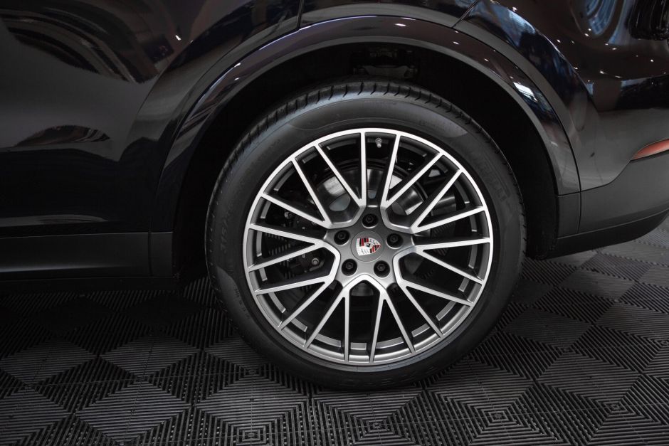 Porsche Cayenne Cayenne Platinum Edition, 3.0 л, АТ, 2022 фото 1