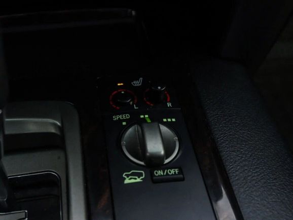 Toyota Land Cruiser, 4.5 л, АТ, 2010 фото 11