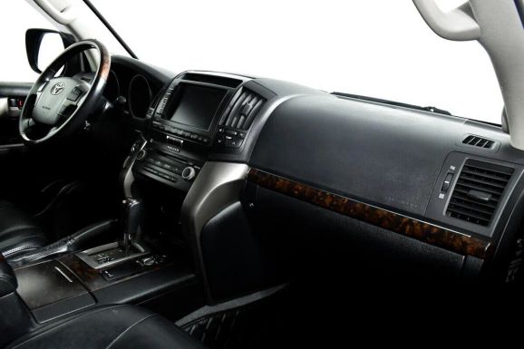 Toyota Land Cruiser, 4.5 л, АТ, 2011 фото 2