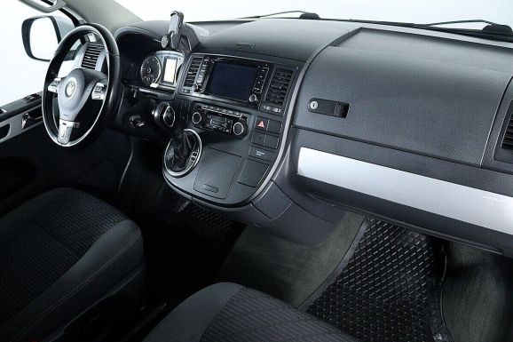 Volkswagen Multivan, 2.0 л, Робот, 2011 фото 8