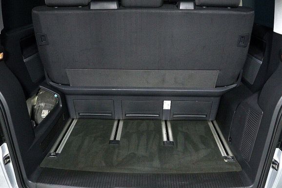 Volkswagen Multivan, 2.0 л, Робот, 2011 фото 1