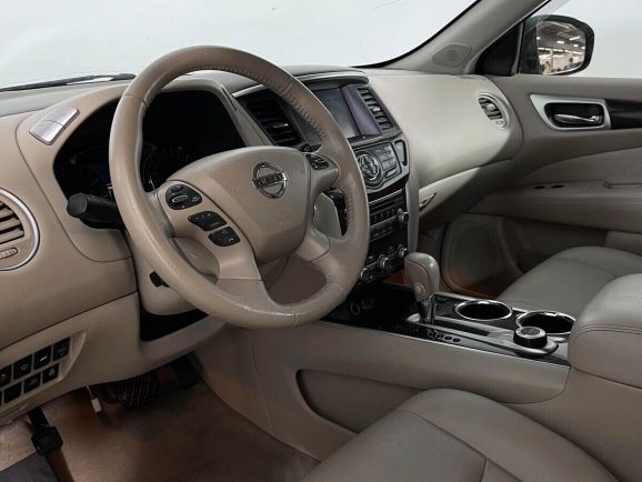 Nissan Pathfinder, 3.5 л, Вариатор, 2015 фото 2