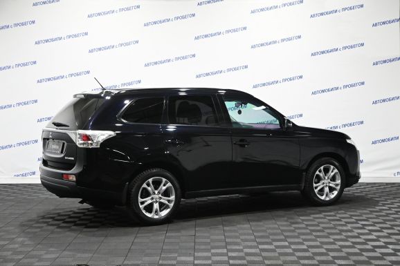 Mitsubishi Outlander, 2.4 л, Вариатор, 2012 фото 4