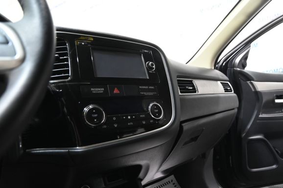 Mitsubishi Outlander, 2.4 л, Вариатор, 2012 фото 11