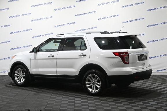 Ford Explorer, 3.5 л, АТ, 2013 фото 6
