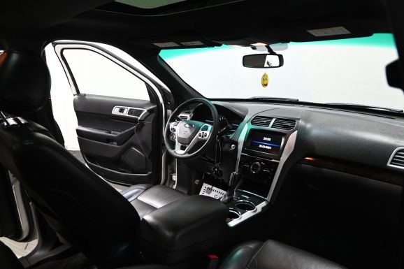 Ford Explorer, 3.5 л, АТ, 2013 фото 7