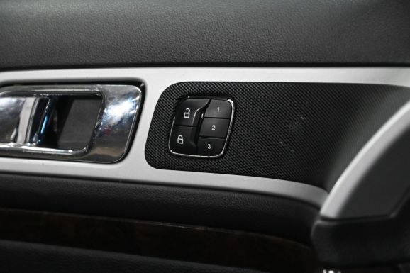 Ford Explorer, 3.5 л, АТ, 2013 фото 11