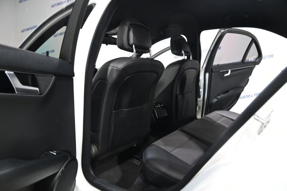 Mercedes-Benz C-Класс, 1.6 л, АТ, 2013 фото 8