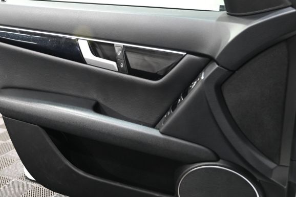 Mercedes-Benz C-Класс, 1.6 л, АТ, 2013 фото 9