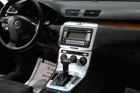 Volkswagen Passat, 1.8 л, АТ, 2008 фото 1