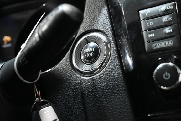 Nissan Qashqai, 2.0 л, Вариатор, 2016 фото 12