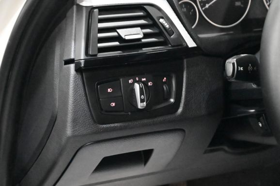 BMW 3 серии, 2.0 л, АТ, 2014 фото 12