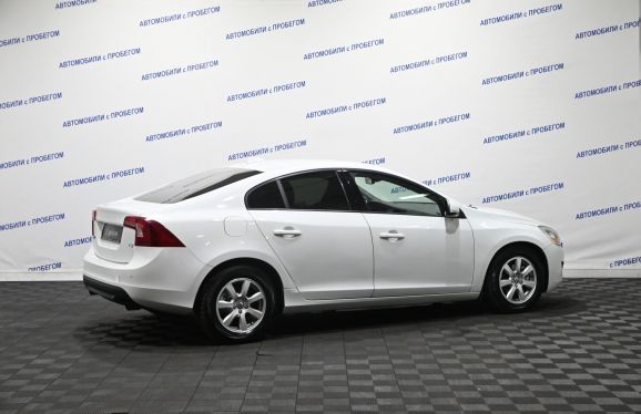 Volvo S60, 1.6 л, Робот, 2012 фото 4
