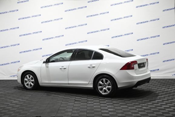 Volvo S60, 1.6 л, Робот, 2012 фото 6