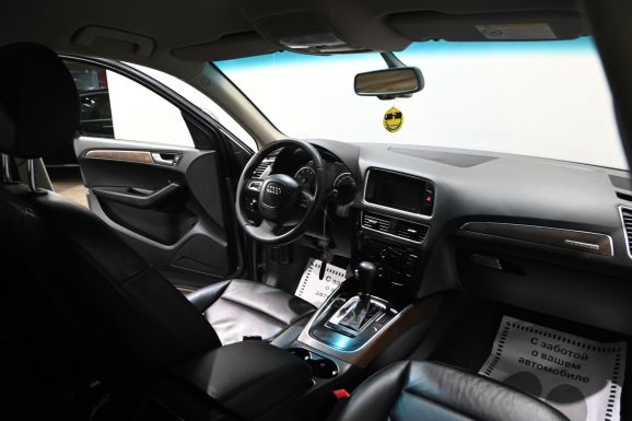 Audi Q5, 2.0 л, Робот, 2011 фото 8