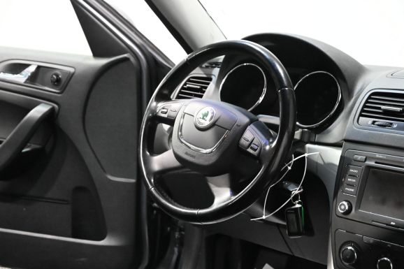 Skoda Yeti, 1.4 л, Робот, 2013 фото 10