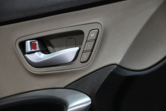 Hyundai Santa Fe, 2.2 л, АТ, 2012 фото 10