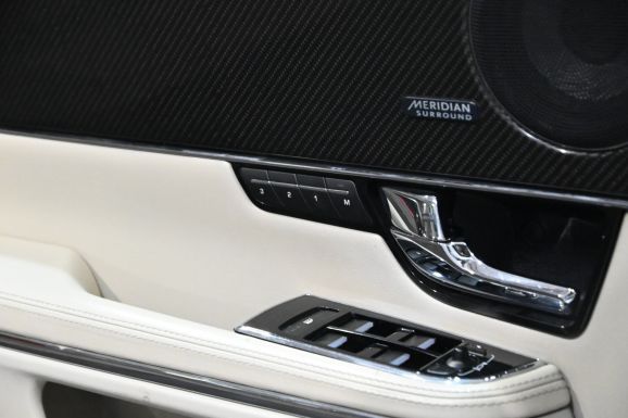 Jaguar XJ, 3.0 л, АТ, 2012 фото 15