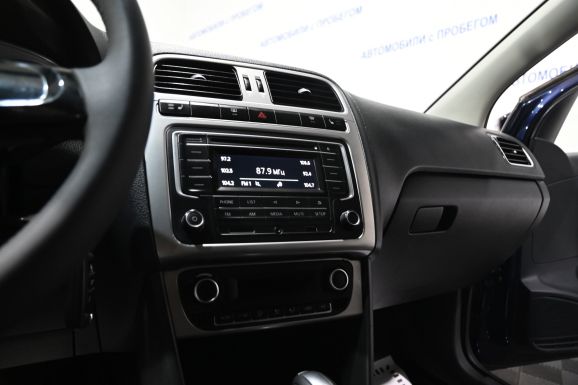 Volkswagen Polo, 1.6 л, АТ, 2016 фото 11