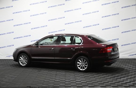 Skoda Superb, 1.8 л, Робот, 2014 фото 6