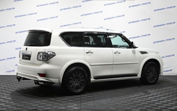 Nissan Patrol, 5.6 л, АТ, 2011 фото 4