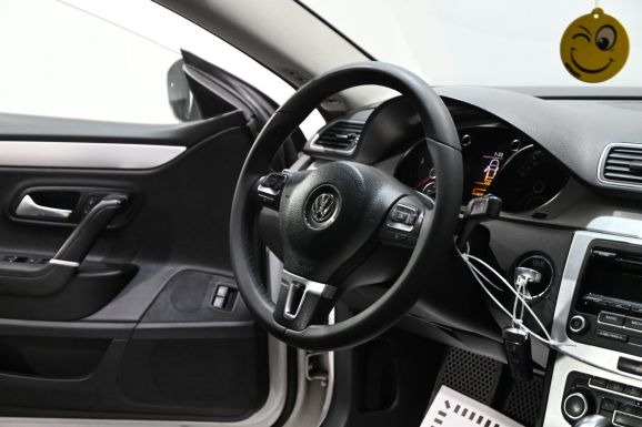 Volkswagen Passat CC, 2.0 л, Робот, 2011 фото 12
