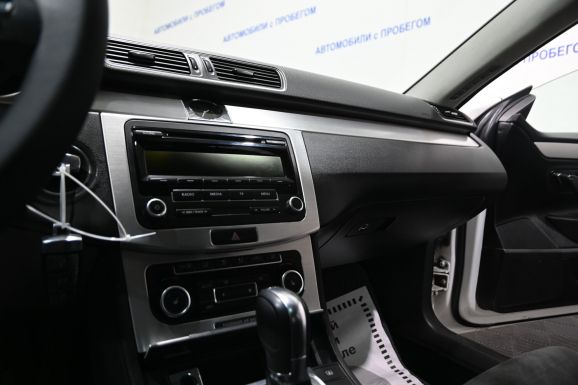 Volkswagen Passat CC, 2.0 л, Робот, 2011 фото 2
