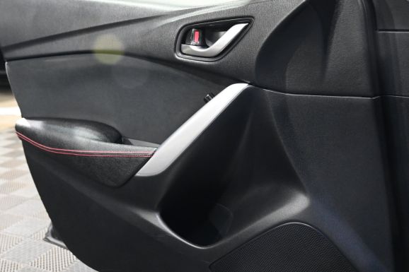 Mazda 6, 2.0 л, АТ, 2013 фото 9