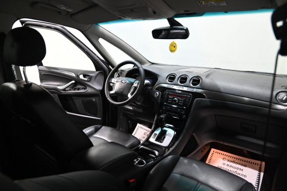 Ford S-MAX, 2.0 л, Робот, 2013 фото 8