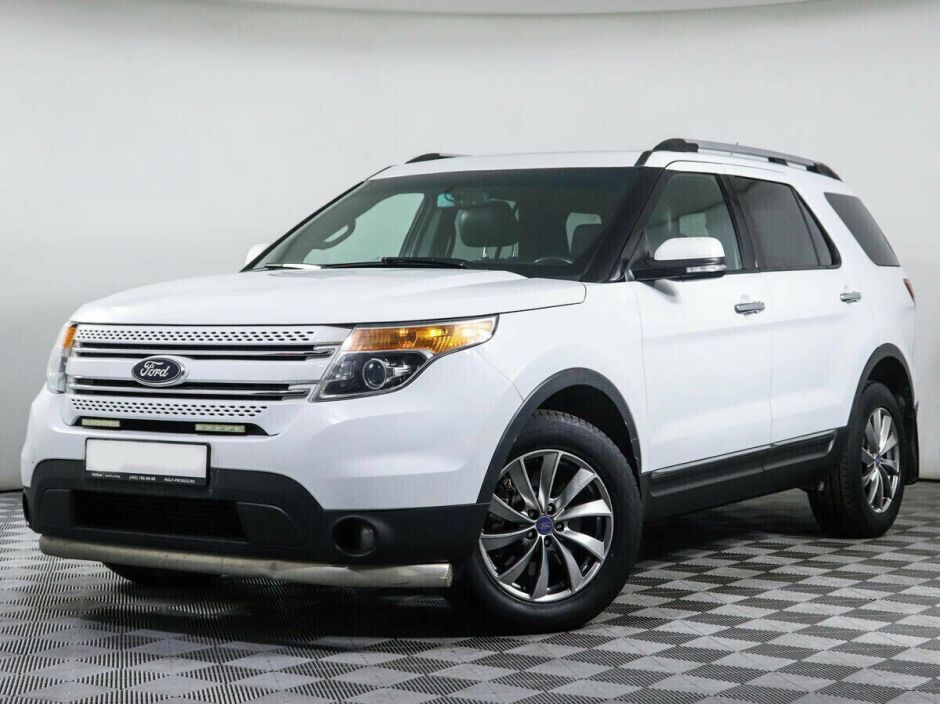 Ford Explorer, 3.5 л, АТ, 2013 фото 3