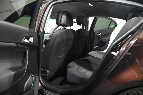 Opel Insignia, 1.6 л, АТ, 2014 фото 8