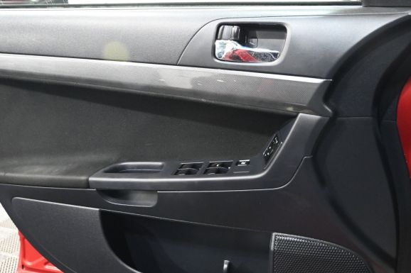 Mitsubishi Lancer, 1.8 л, Вариатор, 2008 фото 9