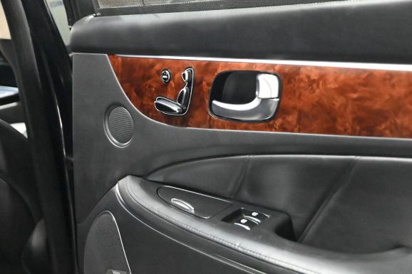 Hyundai Equus, 3.8 л, АТ, 2014 фото 10