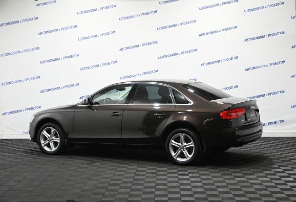 Audi A4, 1.8 л, Вариатор, 2012 фото 4