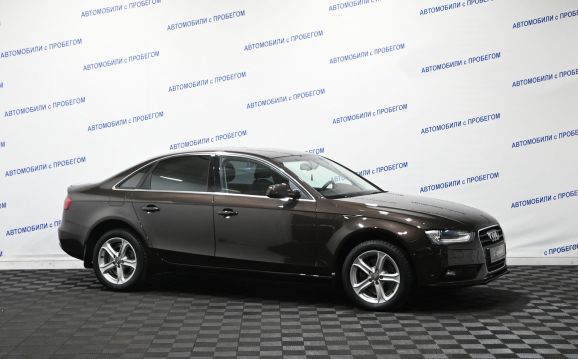 Audi A4, 1.8 л, Вариатор, 2012 фото 5