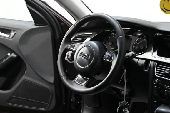 Audi A4, 1.8 л, Вариатор, 2012 фото 8