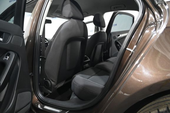 Audi A4, 1.8 л, Вариатор, 2012 фото 1