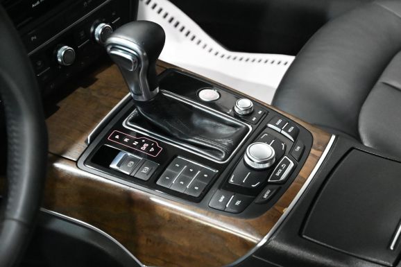 Audi A6, 3.0 л, Робот, 2012 фото 12