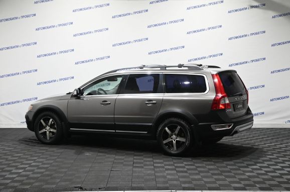 Volvo XC70, 2.4 л, АТ, 2010 фото 4