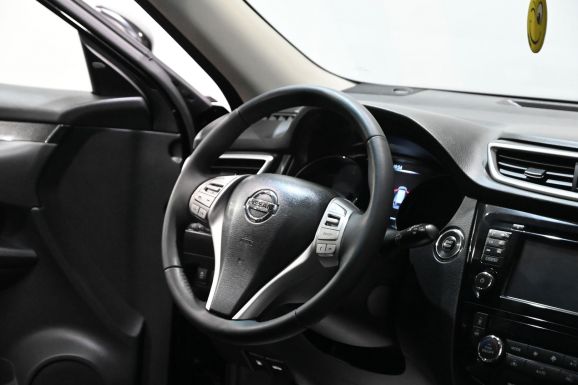 Nissan X-Trail, 2.5 л, Вариатор, 2016 фото 11