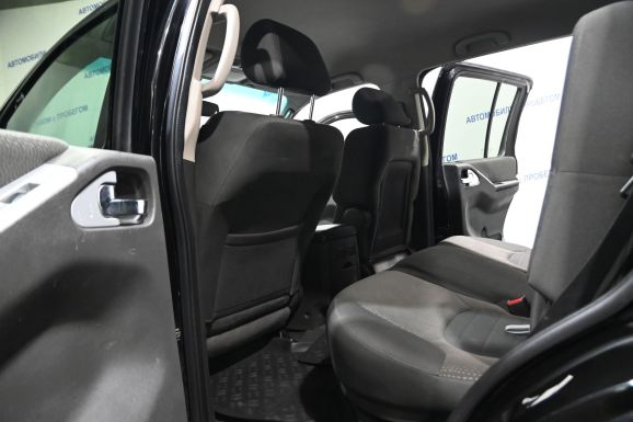Nissan Pathfinder, 2.5 л, АТ, 2013 фото 8