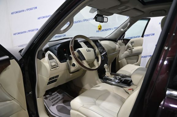 Infiniti QX56, 5.6 л, АТ, 2011 фото 9