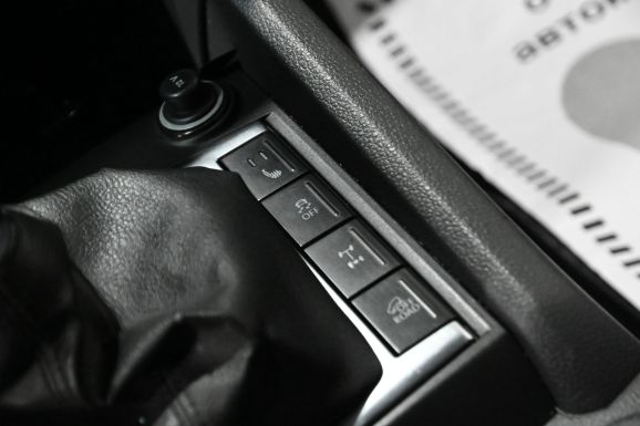 Volkswagen Amarok, 2.0 л, МТ, 2012 фото 13