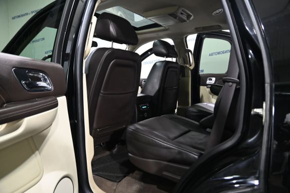 Cadillac Escalade, 6.2 л, АТ, 2011 фото 8