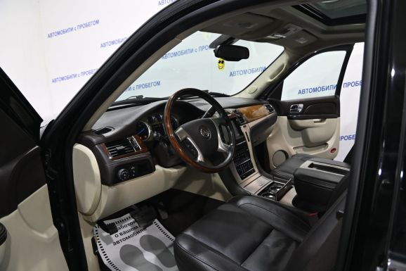Cadillac Escalade, 6.2 л, АТ, 2011 фото 9