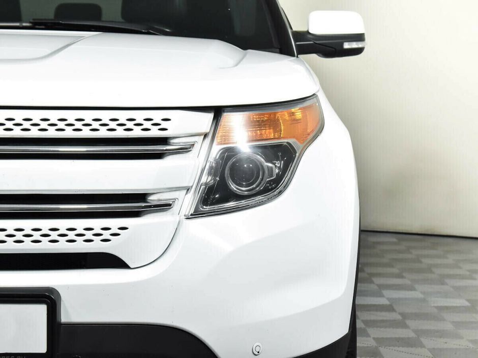 Ford Explorer, 3.5 л, АТ, 2015 фото 1