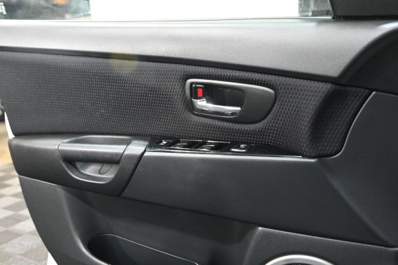 Mazda 3, 1.6 л, АТ, 2008 фото 2