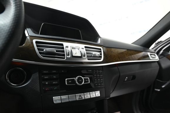 Mercedes-Benz E-Класс, 2.0 л, АТ, 2014 фото 11
