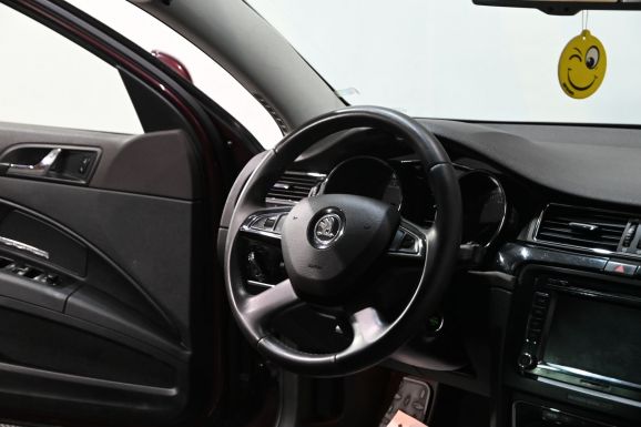 Skoda Superb, 2.0 л, Робот, 2013 фото 11